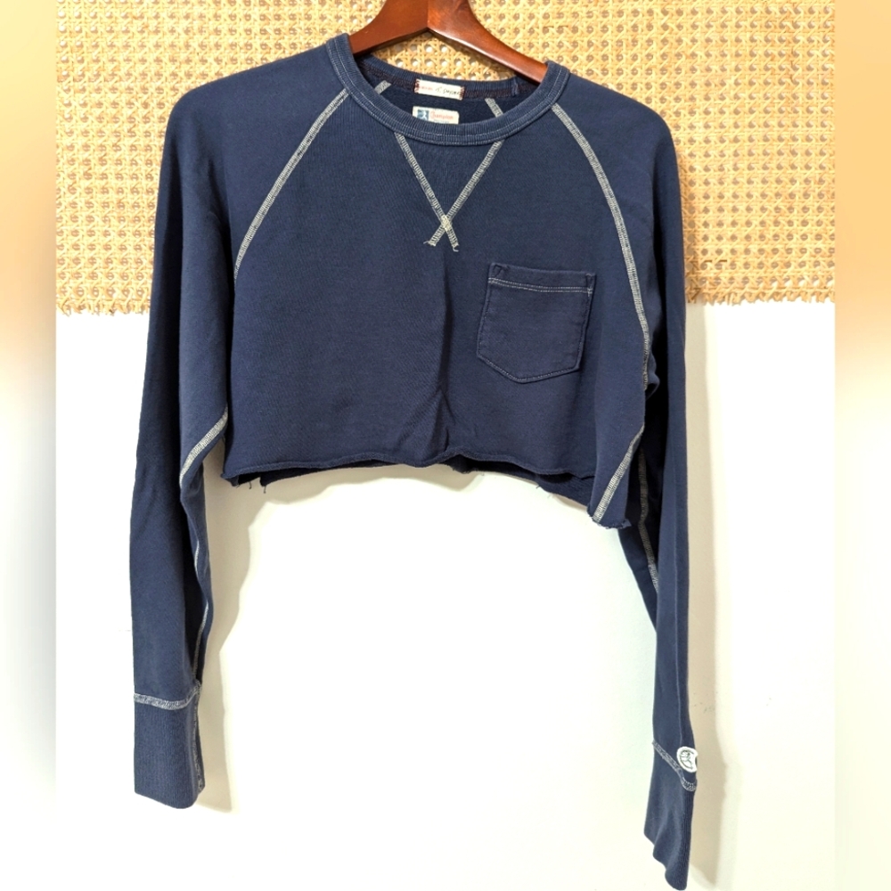Champion Cropped Sweatshirt
